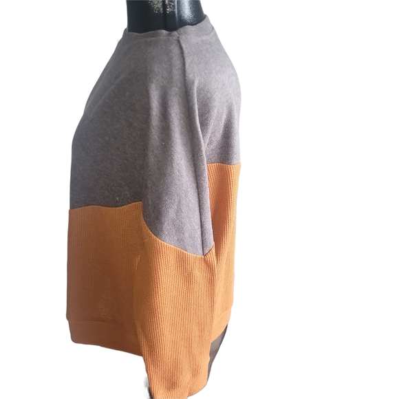 Tickled Teal Colorblock Gray and Copper Sweater XL - Picture 4 of 6